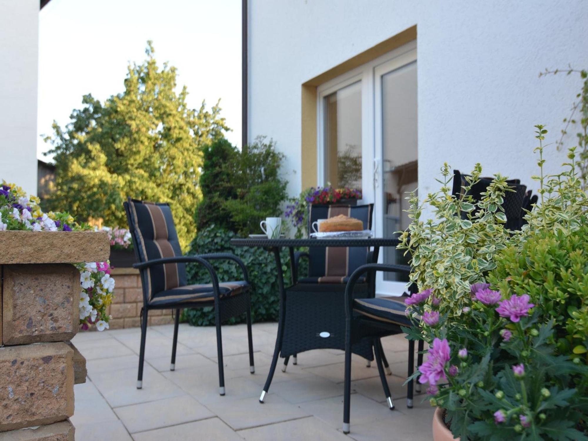 Modern Holiday Home Idyllic Setting With Terrace Medebach Bagian luar foto
